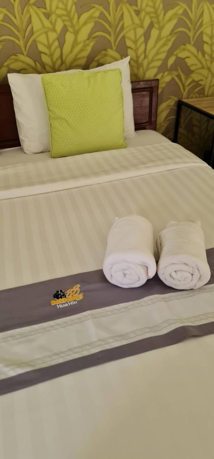 88 Backpackers Hua Hin Hotel Exterior photo